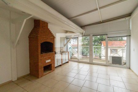 Casa de condomínio à venda com 200m², 4 quartos e 2 vagas Casa de condomínio à venda com 200m², 4 quartos e 2 vagasChurrasqueira