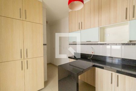 Casa de condomínio à venda com 200m², 4 quartos e 2 vagas Casa de condomínio à venda com 200m², 4 quartos e 2 vagasCozinha