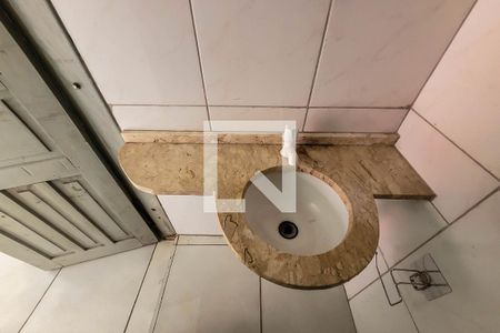 Casa à venda com 150m², 2 quartos e 10 vagasBanheiro  de Serviço