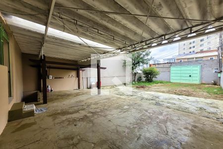 Casa à venda com 150m², 2 quartos e 10 vagasGaragem
