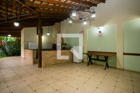 Apartamento à venda com 98m², 3 quartos e 1 vaga Apartamento à venda com 98m², 3 quartos e 1 vagaÁrea comum - Churrasqueira