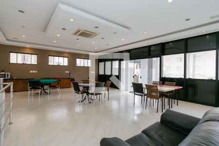 Apartamento para alugar com 80m², 1 quarto e 1 vaga Apartamento para alugar com 80m², 1 quarto e 1 vagaÁrea comum - Salão de jogos 2