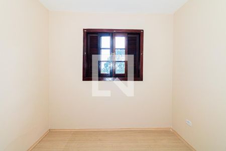 Casa para alugar com 300m², 3 quartos e 4 vagas Casa para alugar com 300m², 3 quartos e 4 vagasQuarto 2