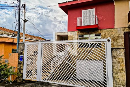 Casa para alugar com 300m², 3 quartos e 4 vagas Casa para alugar com 300m², 3 quartos e 4 vagasFachada com Plaquinha