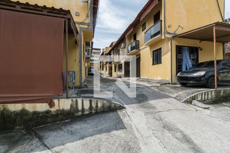 Casa de condomínio à venda com 68m², 2 quartos e 1 vagaÁrea comum de acesso
