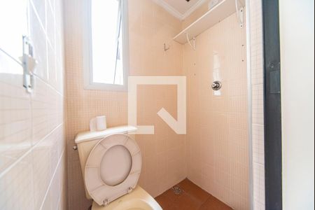 Apartamento para alugar com 68m², 2 quartos e 1 vaga Apartamento para alugar com 68m², 2 quartos e 1 vagaBanheiro de Serviço