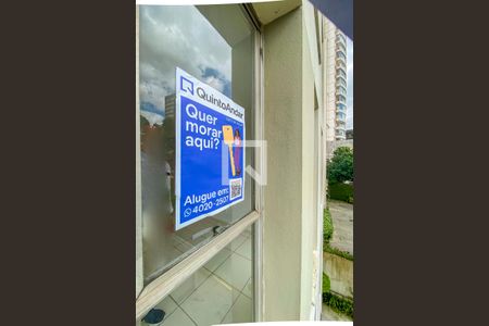 Apartamento para alugar com 68m², 2 quartos e 1 vaga Apartamento para alugar com 68m², 2 quartos e 1 vagaPlaca Instalada na Janela