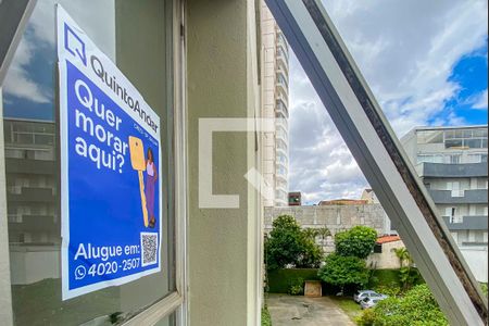 Apartamento para alugar com 68m², 2 quartos e 1 vaga Apartamento para alugar com 68m², 2 quartos e 1 vagaPlaca Instalada na Janela