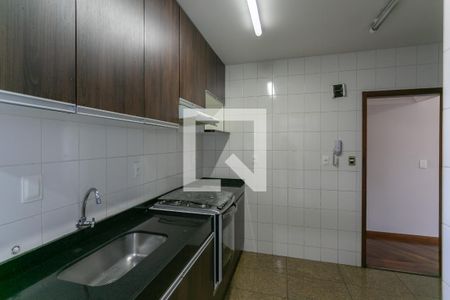 Apartamento para alugar com 106m², 3 quartos e 2 vagas Apartamento para alugar com 106m², 3 quartos e 2 vagasCozinha