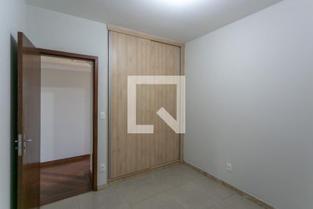Apartamento para alugar com 106m², 3 quartos e 2 vagas Apartamento para alugar com 106m², 3 quartos e 2 vagasQuarto 2