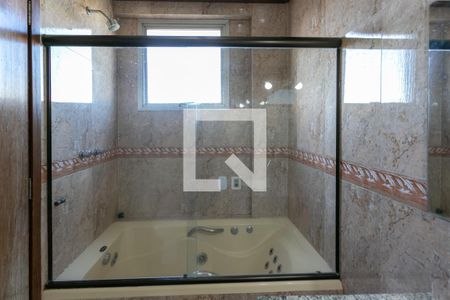 Apartamento para alugar com 106m², 3 quartos e 2 vagas Apartamento para alugar com 106m², 3 quartos e 2 vagasBanheiro da Suíte