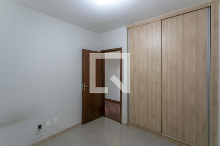 Apartamento para alugar com 106m², 3 quartos e 2 vagas Apartamento para alugar com 106m², 3 quartos e 2 vagasQuarto 2