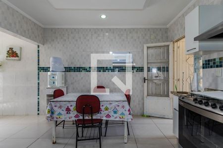 Casa para alugar com 400m², 3 quartos e 2 vagasCozinha