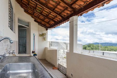 Casa para alugar com 85m², 2 quartos e 1 vagaÁrea de Serviço