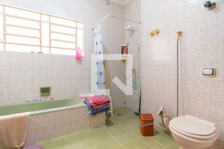 Casa à venda com 372m², 3 quartos e sem vagaBanheiro