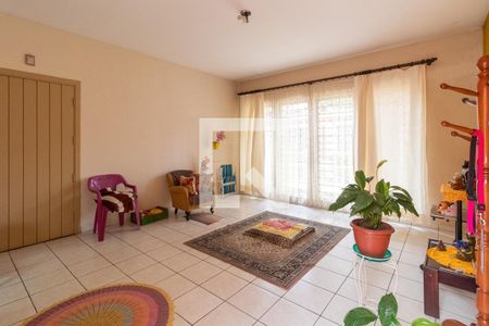 Sala de casa à venda com 3 quartos, 372m² em Jardim Jussara, São Paulo