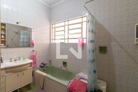 Casa à venda com 372m², 3 quartos e sem vagaBanheiro