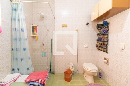 Casa à venda com 372m², 3 quartos e sem vagaBanheiro