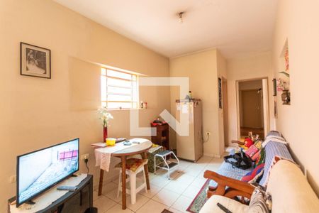 Sala de casa à venda com 3 quartos, 372m² em Jardim Jussara, São Paulo