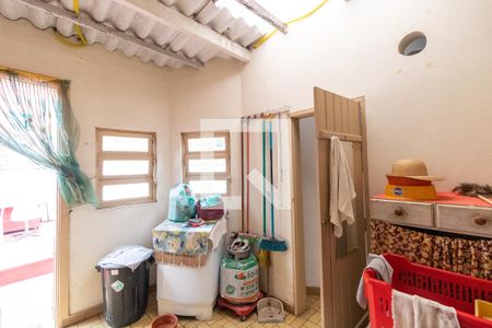 Casa à venda com 372m², 3 quartos e sem vagaEdícula