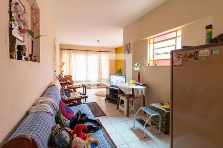 Sala de casa à venda com 3 quartos, 372m² em Jardim Jussara, São Paulo