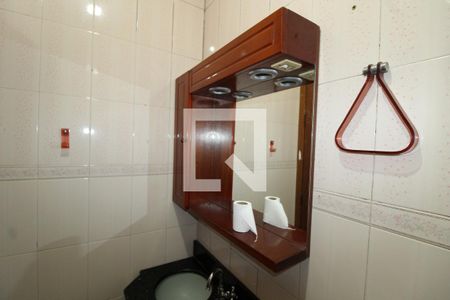 Casa para alugar com 280m², 3 quartos e 4 vagasBanheiro 2