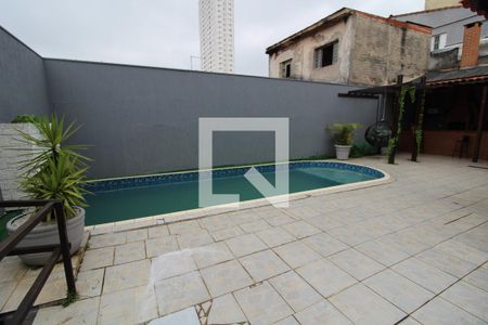 Casa para alugar com 280m², 3 quartos e 4 vagasQuintal