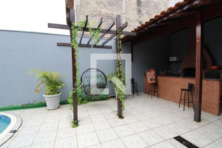 Casa para alugar com 280m², 3 quartos e 4 vagasQuintal