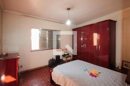 Casa à venda com 192m², 4 quartos e 3 vagasPiso 1 - Suíte