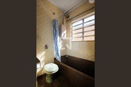 Casa à venda com 192m², 4 quartos e 3 vagasPiso 1 - Suíte