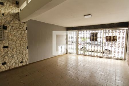 Casa para alugar com 180m², 3 quartos e 2 vagas Casa para alugar com 180m², 3 quartos e 2 vagasGaragem