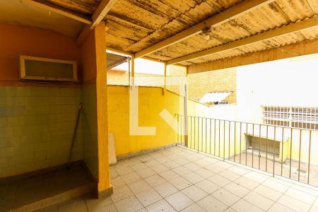 Casa para alugar com 180m², 3 quartos e 2 vagas Casa para alugar com 180m², 3 quartos e 2 vagasVaranda