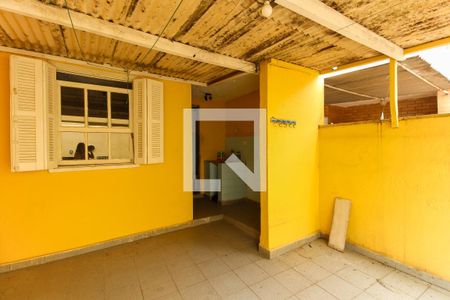 Casa para alugar com 180m², 3 quartos e 2 vagas Casa para alugar com 180m², 3 quartos e 2 vagasVaranda