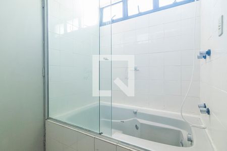 Apartamento à venda com 133m², 3 quartos e 2 vagasBanheira da Suite