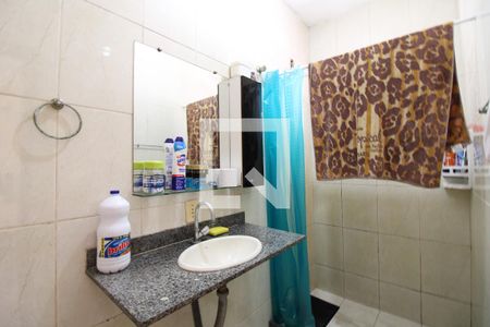 Casa de condomínio à venda com 100m², 2 quartos e 1 vagaBanheiro da Suíte