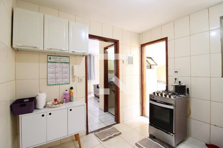 Cozinha de casa de condomínio à venda com 2 quartos, 100m² em Jacarepaguá, Rio de Janeiro