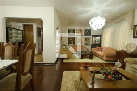 Sala de casa à venda com 4 quartos, 350m² em Vila Monumento, São Paulo