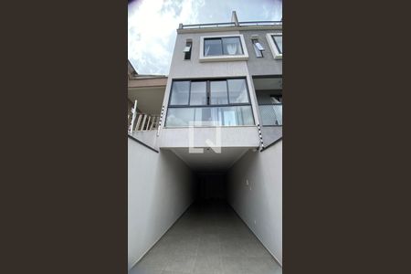 Casa à venda com 165m², 3 quartos e 4 vagasGaragem