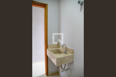 Casa à venda com 165m², 3 quartos e 4 vagasLavabo Lazer