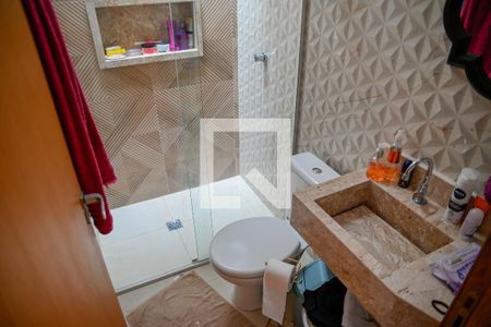 Casa à venda com 165m², 3 quartos e 4 vagasSuite Quarto 1