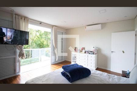 Casa de condomínio à venda com 405m², 3 quartos e 2 vagasSuíte 2