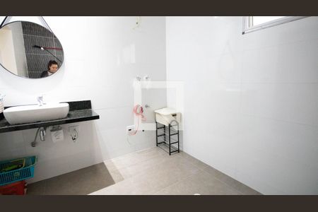 Casa de condomínio à venda com 405m², 3 quartos e 2 vagasBanheiro suíte 2