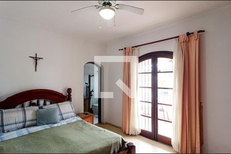 Casa à venda com 185m², 4 quartos e 3 vagasSuíte