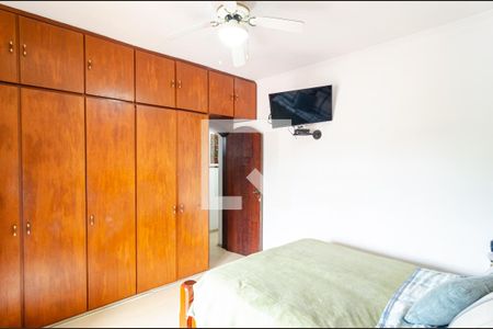 Casa à venda com 185m², 4 quartos e 3 vagasSuíte