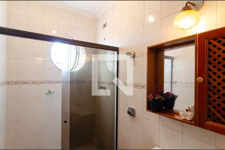 Casa à venda com 185m², 4 quartos e 3 vagasBanheiro da Edícula