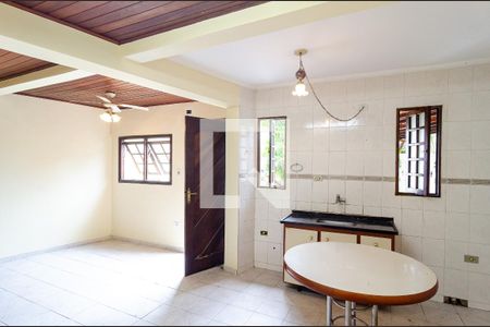 Casa à venda com 185m², 4 quartos e 3 vagasSala/Cozinha da Edícula