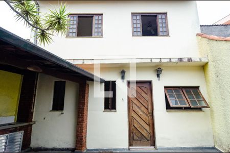 Casa à venda com 185m², 4 quartos e 3 vagasChurrasqueira