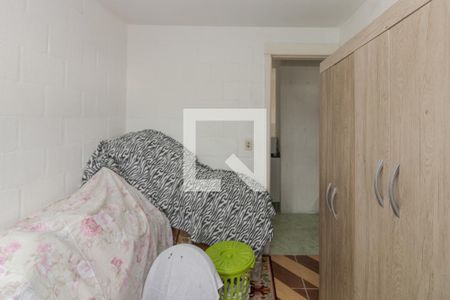 Quarto 2 de apartamento para alugar com 2 quartos, 40m² em Mário Quintana, Porto Alegre
