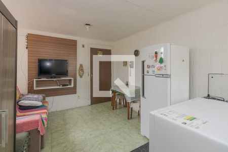 Sala de apartamento para alugar com 2 quartos, 40m² em Mário Quintana, Porto Alegre