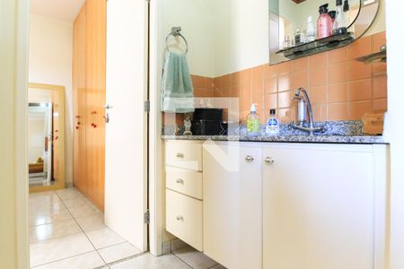 Banheiro de apartamento para alugar com 1 quarto, 45m² em Jardim Esplanada, São José dos Campos